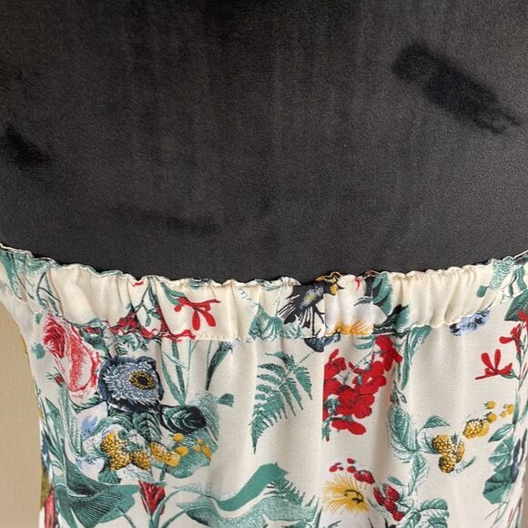 Banana republic floral halter top - Picture 7 of 8